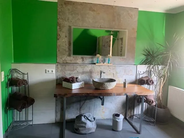 Exklusive Und Grosszuegige In Mosbach-diedesheim דירה