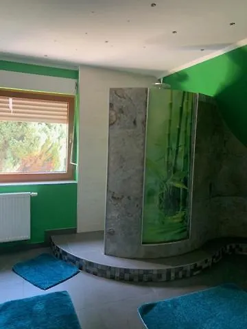 Exklusive Und Grosszuegige In Mosbach-diedesheim *